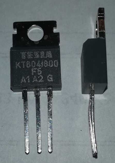 KT804/800 -  triak .. balení 10ks
