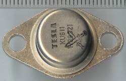 KU611 - NPN 3A 50V 10W tranzistor .. balení 25 ks za 80Kč