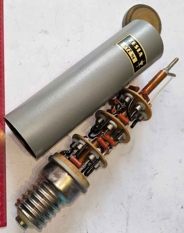 KYZ94  TESLA - usměrňovací blok   .. cena na dotaz / price on request