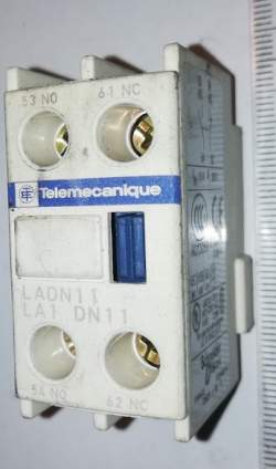 LADN11 - LA1 DN11 - Pomocné kontakty