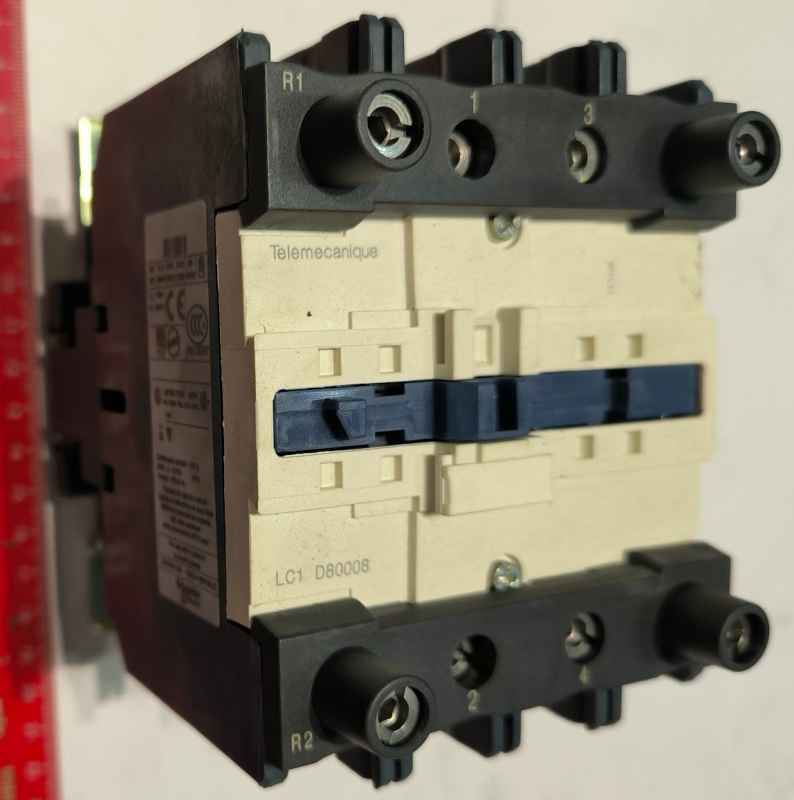 LC1D80008P7 - stykač 230V 50-60Hz,  TeSys-007534  .. cena na dotaz / price on request