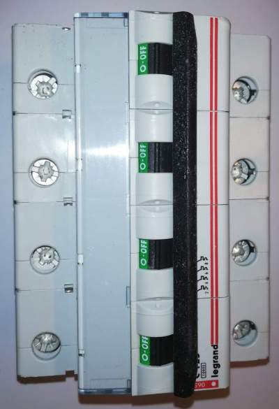 LEGRAND 06572 4P C125 400V  .. cena na dotaz / price on request