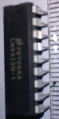 LM3915N - LED Driver 10Segment 3.3V/5V/9V/12V/15V/18V/24V 18-Pin PDIP  .. cena na dotaz / price on request