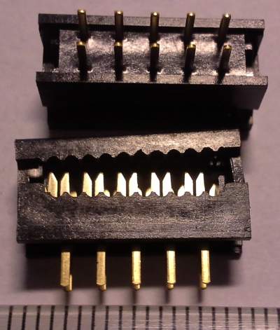 LPVA-10 BG-1 - vidlice samořezná na pl. kábel, 2x5 Au .. balení 600ks