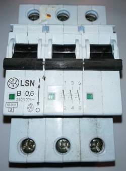 jistič B0,6 LSN 3pol. OEZ 0,6A