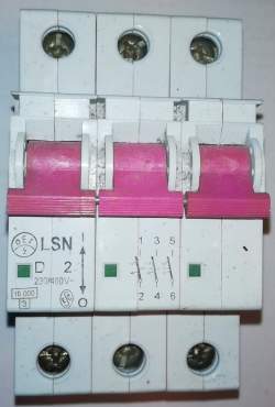 jistič LSN D2 3P OEZ