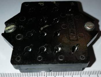 patice pro relé LUMEL R-15 4PDT, pájená .. cena na dotaz / price on request