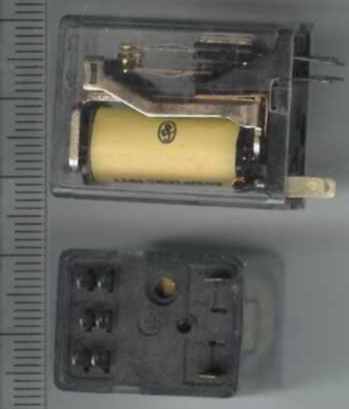 rele LUN2621.4/503  2P 24V 601702