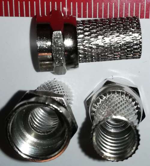 EMOS Konektor F M5609H vidlice pro koax CB 50,100 1807100500   .. balení 40ks za 100Kč