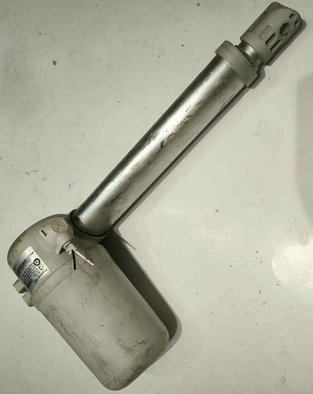 výsuvný pohon MEGAMAT MCZ 45922- 24Vdc, výsuv cca 110mm  .. použitý / used   .. cena na dotaz / price on request