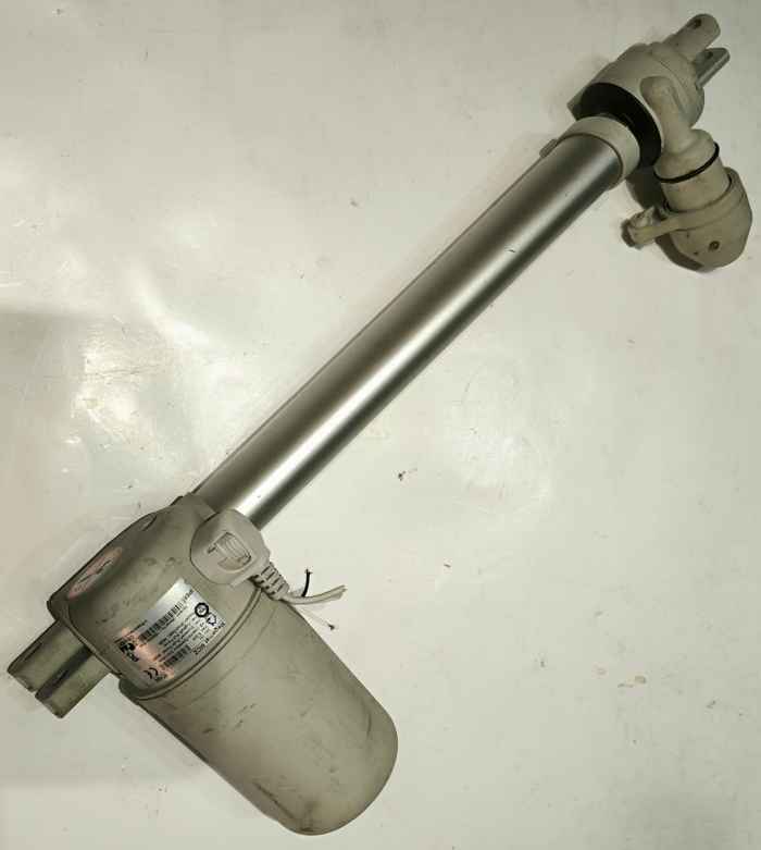 výsuvný pohon MEGAMAT MCZ 67927- 24Vdc, výsuv cca 180mm  .. použitý / used   .. cena na dotaz / price on request