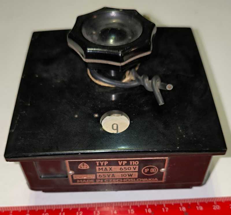 přepínač METRA VP110, max 650V, 6 poloh, starší