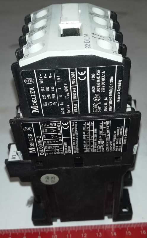 stykač DIL00M-G 24Vdc + 22DILM MOELLER ..  cena na dotaz / price on request