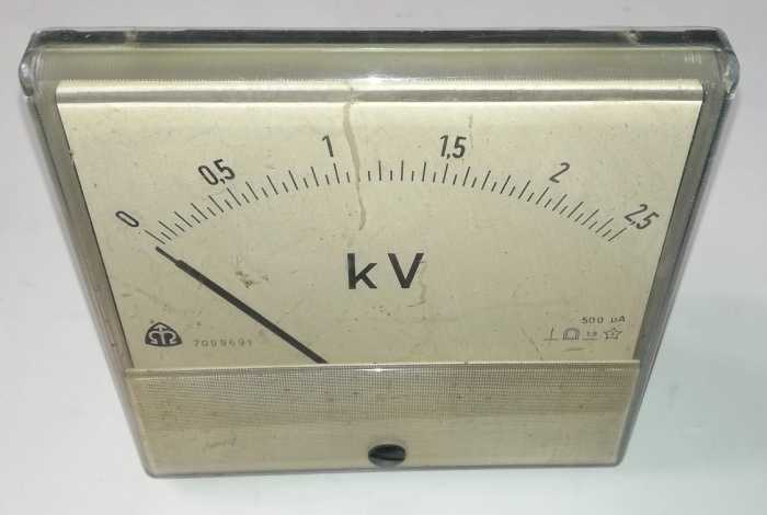 METRA MP120, stupnice 2,5kV, citlivost 500uA, starší