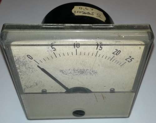 MP80 - METRA, stupnice 0-1A, poškozená stupnice