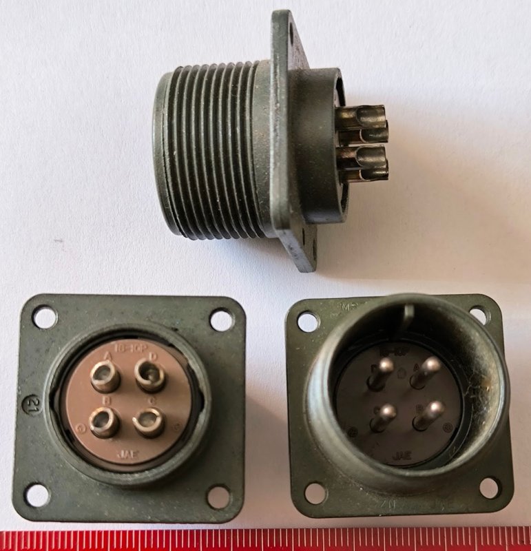 MS3102A18-10P - Circular Connector, MIL-DTL-5015 Series, MS3102 Series, Box Mount Receptacle, 4 Contacts - AMPHENOL INDUSTRIAL .. pájený