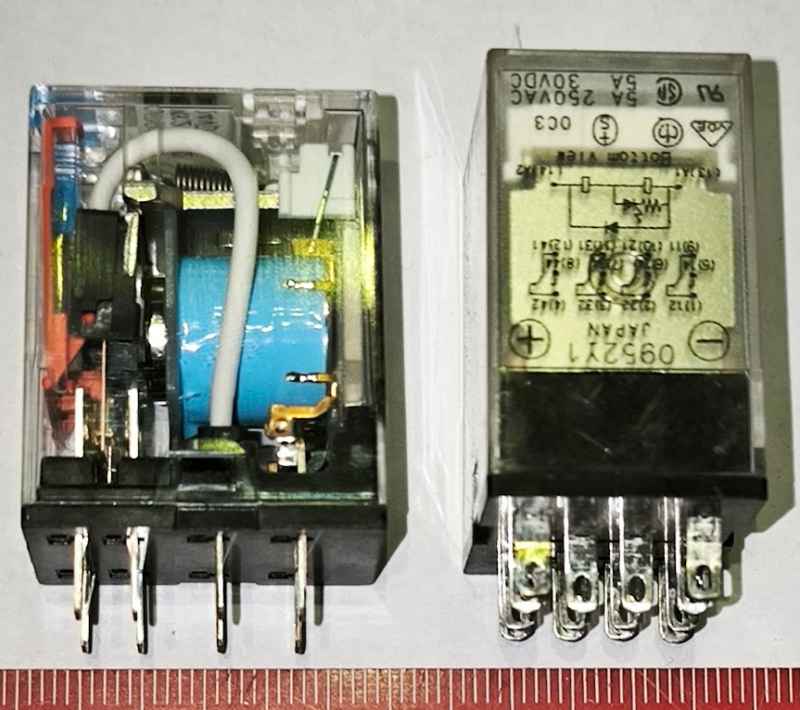 relé OMRON MY2IN-D2 -  24Vdc (S), nové, originál balení
