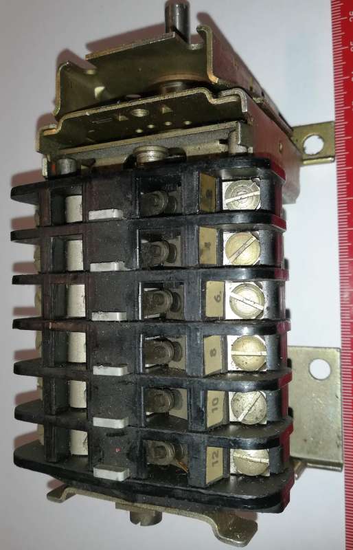 NUK16-186-0010 přepínač 500V 16A 50Hz   .. cena na dotaz / price on request