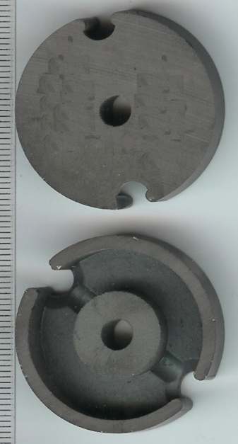 P36, H22, Al=1600  -- feritový hrníček P36