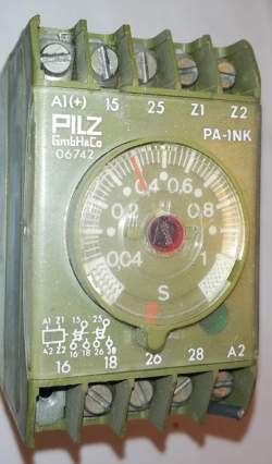 PA-1NK/1/220Vac/2UzFBM 0,04-1sec PILZ  .. cena na dotaz / price on request