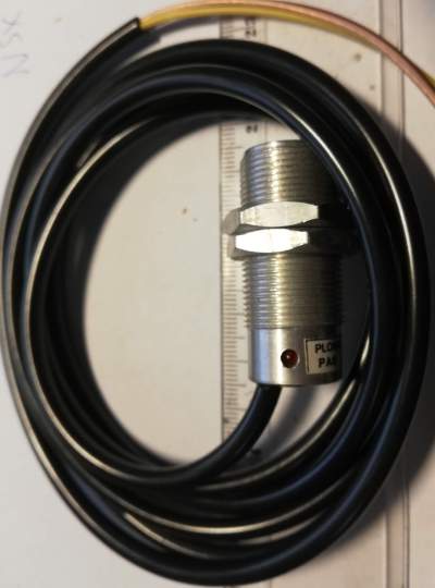 PAS186313 - Štandardné trojvodičové induktívne snímače - Ploskon AT  .. cena na dotaz / price on request