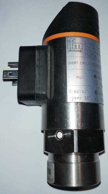 IFM PB5006 - Pressure sensor with LED bar display  .. cena na dotaz / price on request