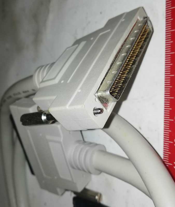 PCL-10168-1E - SCSI 68pin shielded cable 1m