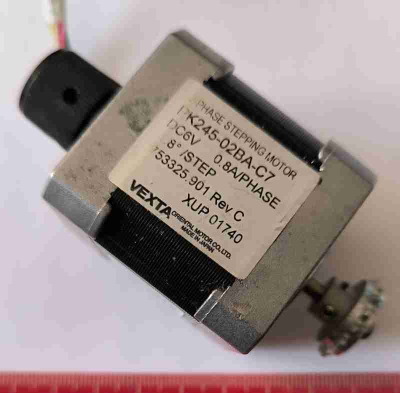 PK245-02BA-C7  motorek VEXTA, v provedení dle foto  .. použitý / used