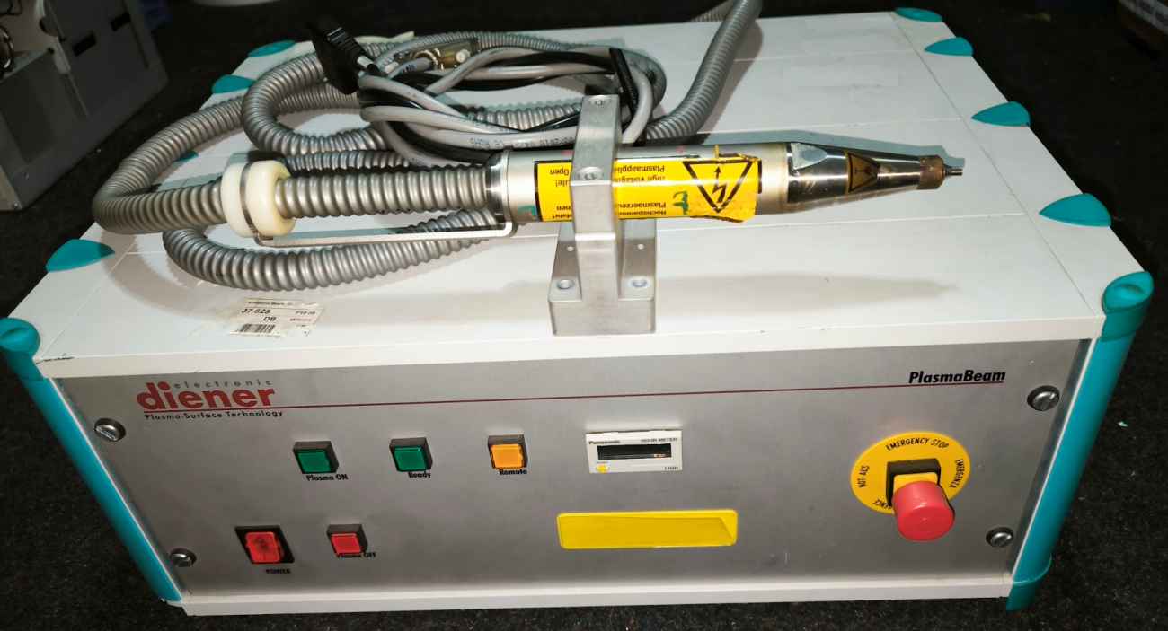 Plasma surface cleaning system PlasmaBeam Standard - DIENER , na repasi, stav dle foto, r.v. 2019 ..  použitý/used .. cena na dotaz / price on request