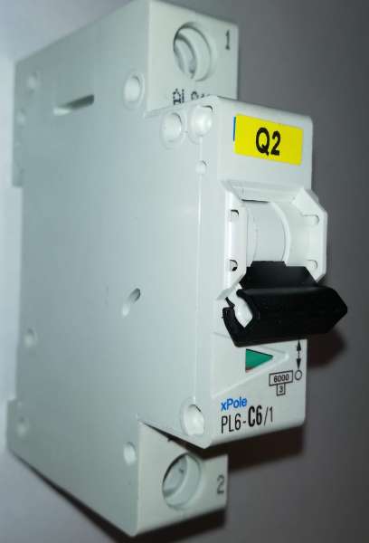 PL6-C6/1 (286530) Jistič 1P 6A C 6kA  MOELLER