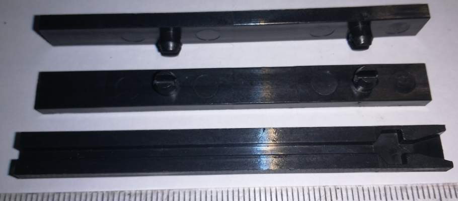 ELB S-076 - vodicí lišta