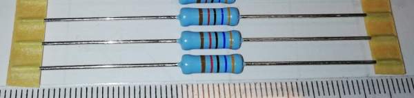 Rezistor 36 kOhm 1 W ± 1 % - Vishay MBE04140C3602FC100  .. balení 100ks za 80Kč