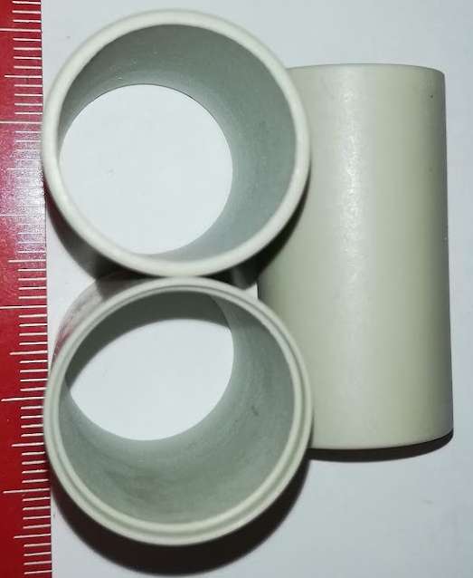 plastový sloupek 38.5mm 21/18,9mm  .. balení 50ks za 50Kč