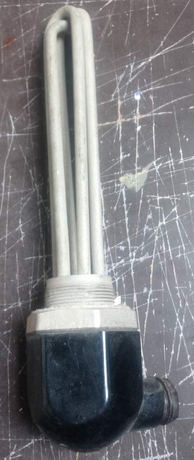 není skladem - topné těleso typ 4206/024 - 220V 3000W starší