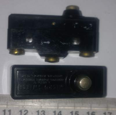mikrospínač  .. cena na dotaz / price on request  (PP10047)