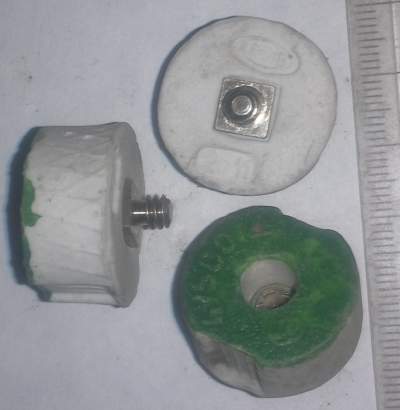 pojistková dotek 4A, starší, zelený  .. balení 13ks za 50Kč