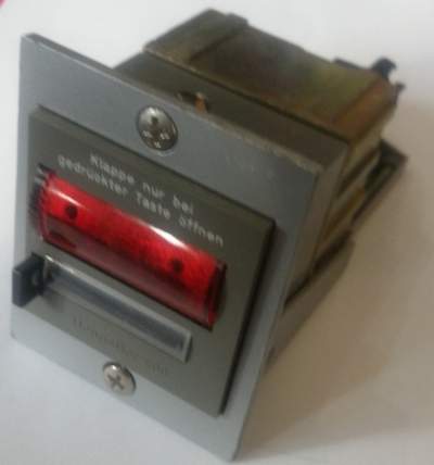 počítadlo impulsů Hengsler 400, starší, nutno otestovat  .. cena na dotaz / price on request