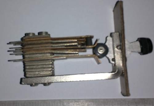 není skladem - přepínač z ústředny, starý