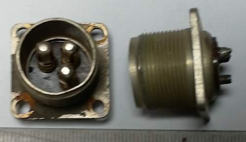 konektor 3pin šroubovací, starší