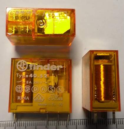 relé FINDER 40.61 - 230V 50Hz - 8A 250Vstr
