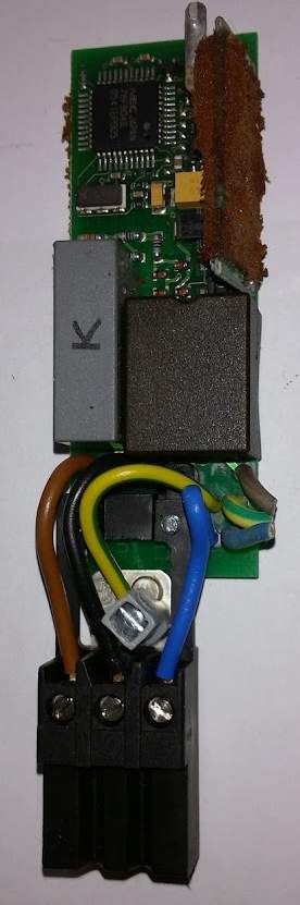 deska s NEC78F9046, vf modul, konektor