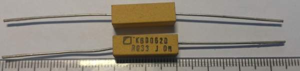 R 0R033  .. balení 8ks za 100Kč