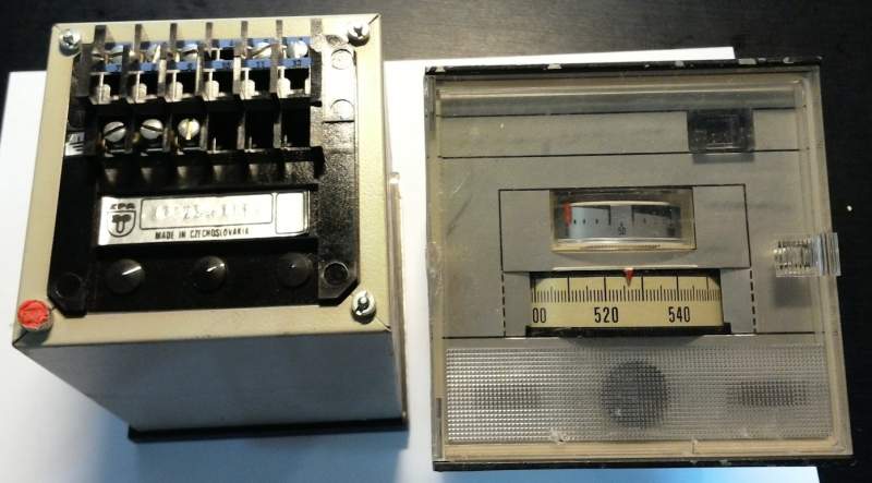 regulátor typ C 220V 5VA 50Hz, výstup 0-10V 10mA ss .. cena na dotaz