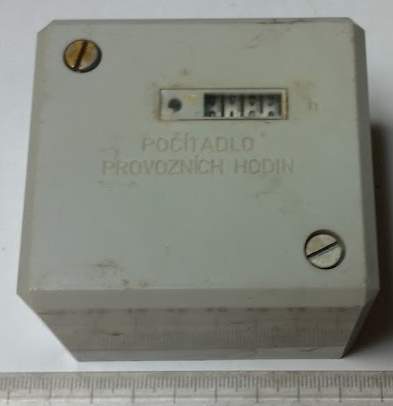 počítadlo provozních hodin starší