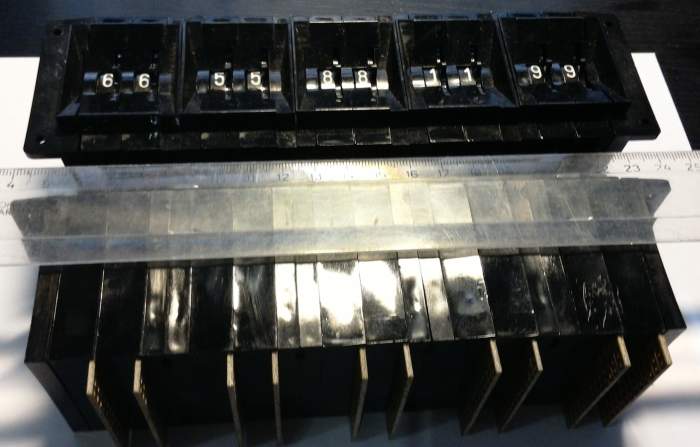 palcové přepínače sada 2x5 přepínačů, starý typ .. cena na dotaz
