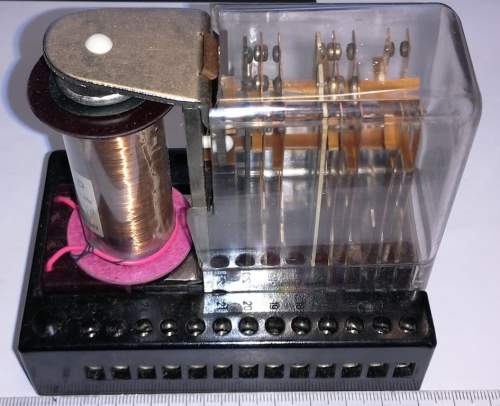 není skladem - relé RP47D 24V 50-60Hz   .. cena na dotaz / price on request