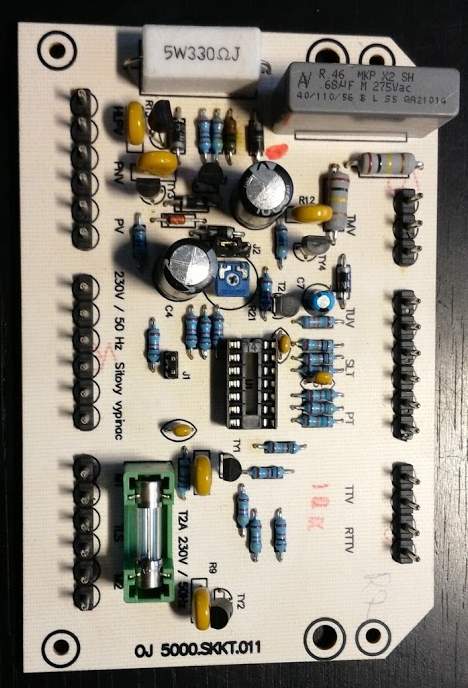 osazené desky, na rozebrání .. balení 5 desky za 20Kč