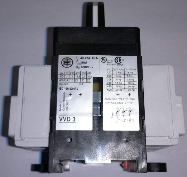 VVD3 - Odpínač VVD, 3 pol., 690 V 63A, neuzamykatelná černá rukojeť..  cena na dotaz / price on request