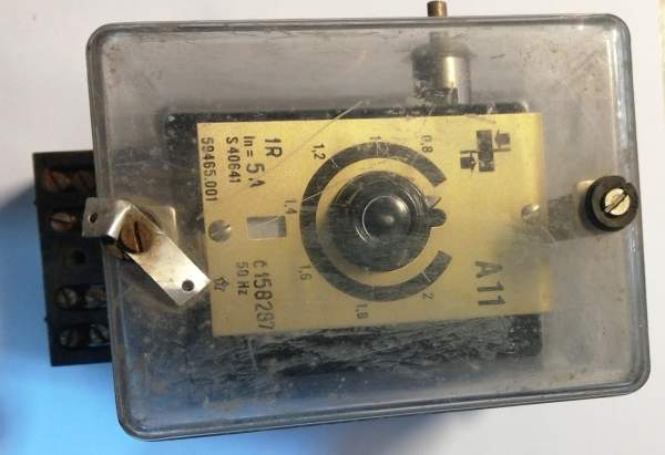 není skladem - Relé A11 1R In=2A 50Hz, z demontáže   ..  cena na dotaz / price on request