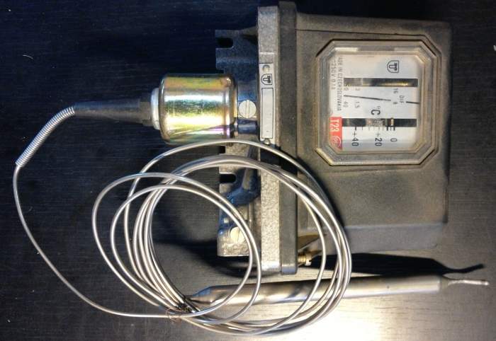 regulátor teploty T23 - 0 do +40°C  .. cena na dotaz / price on request